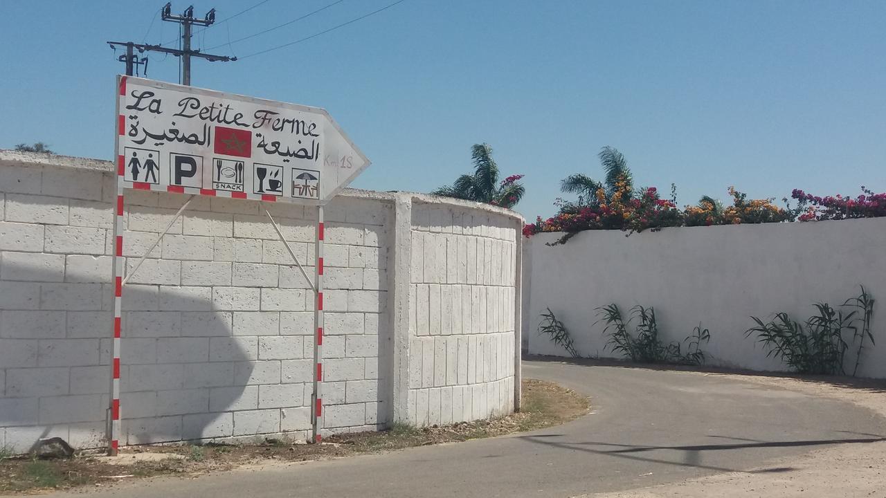 La Petite Ferme Bed & Breakfast Casablanca Bagian luar foto